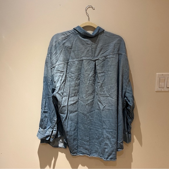 Oversized Button-Down Boyfriend Shirt - Picture 5 of 5